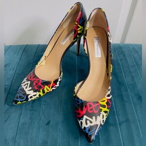 INC International Concepts Graffiti Graphic Heels 9.5